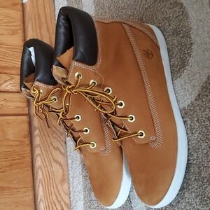 EUC!  Timberland Earthkeepers